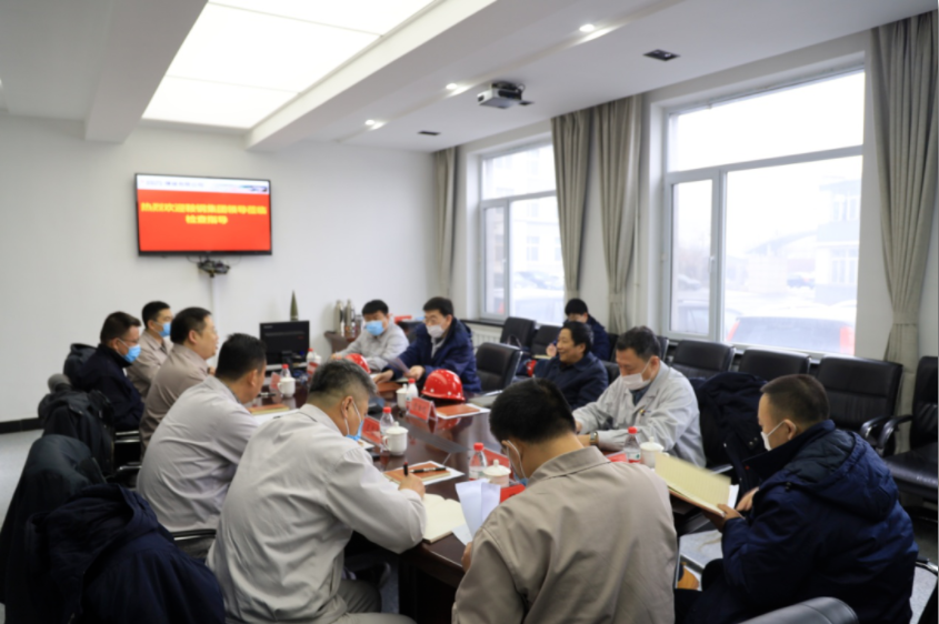 鞍鋼集團(tuán)黨委常委、副總經(jīng)理景奉儒到宏大爆破工程集團(tuán)調(diào)研安全環(huán)保工作