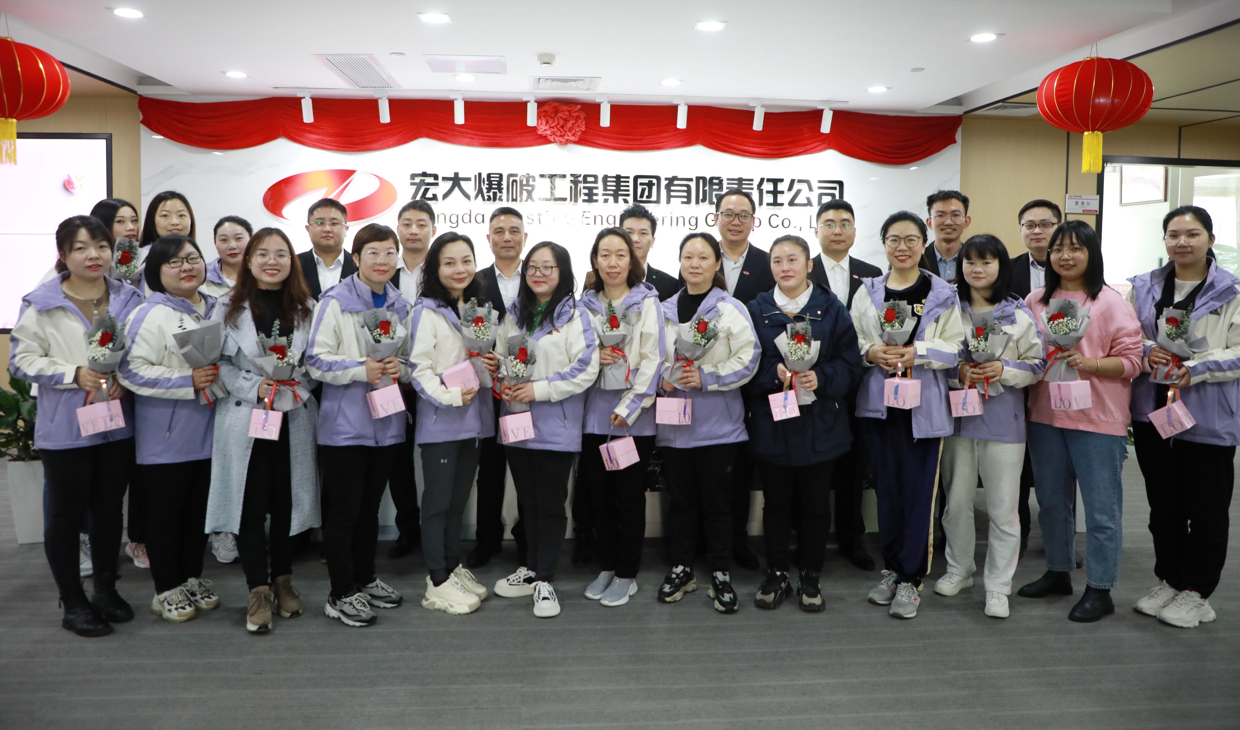 【良辰三八節(jié) 工程巾幗美】——為宏大工程女職工點贊、過節(jié)