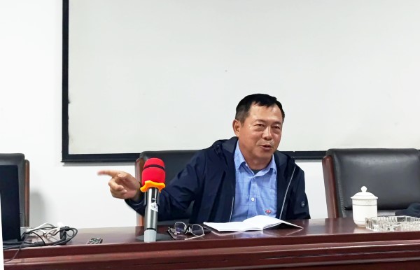 宏大爆破董事長(zhǎng)鄭明釵赴婁底三家子公司調(diào)研