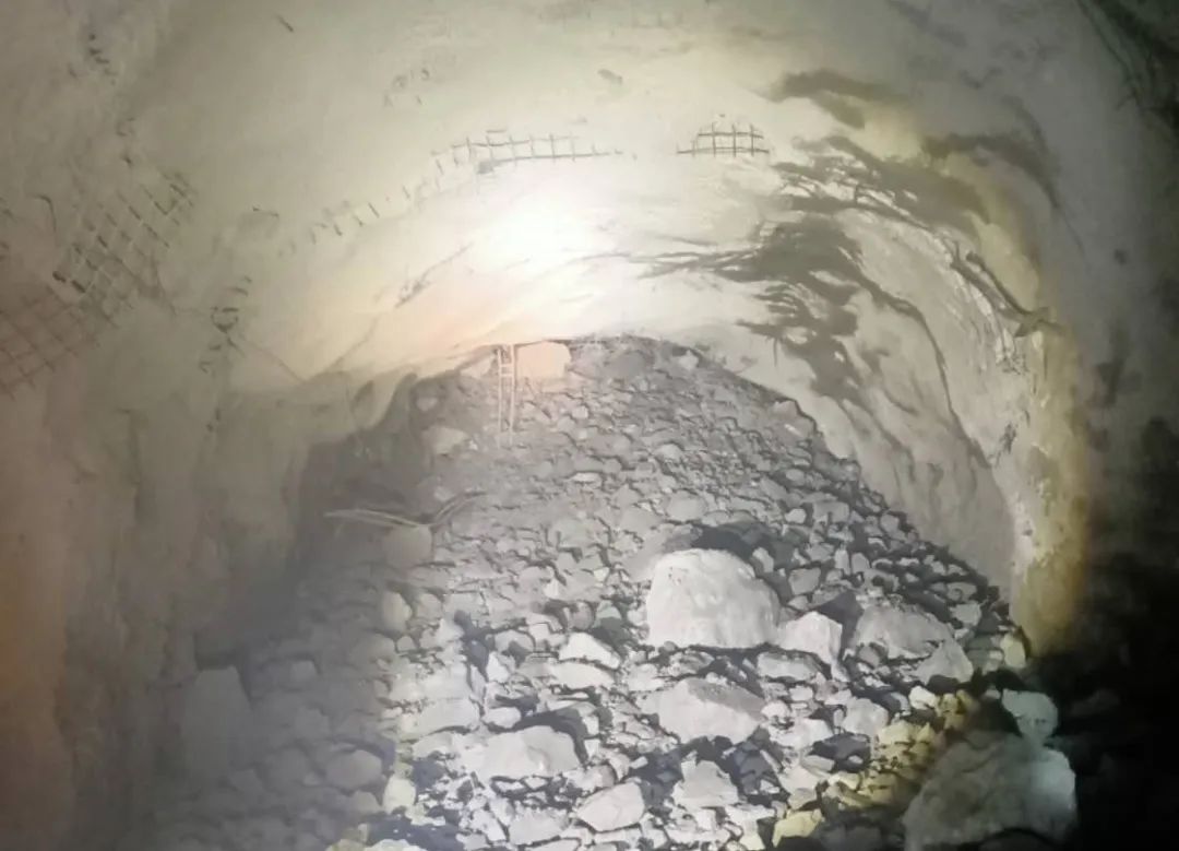 再創(chuàng)佳績！塞爾維亞瑞基塔項(xiàng)目中深孔首爆告捷